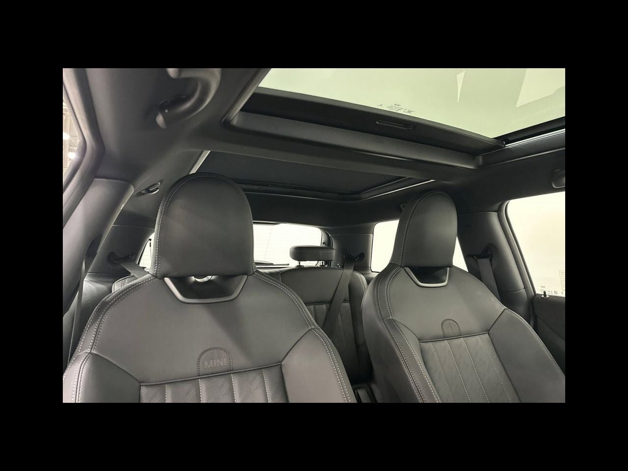 2026 MINI 2 DOOR ICONIC