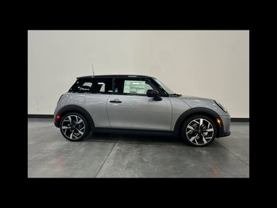 2026 MINI 2 DOOR ICONIC