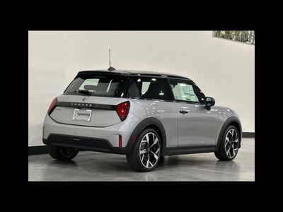 2026 MINI 2 DOOR ICONIC