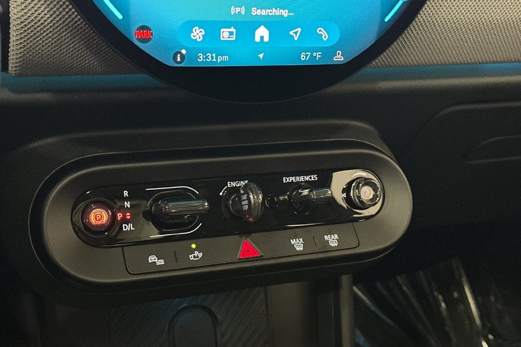 2025 MINI HARDTOP 2 DOOR Iconic