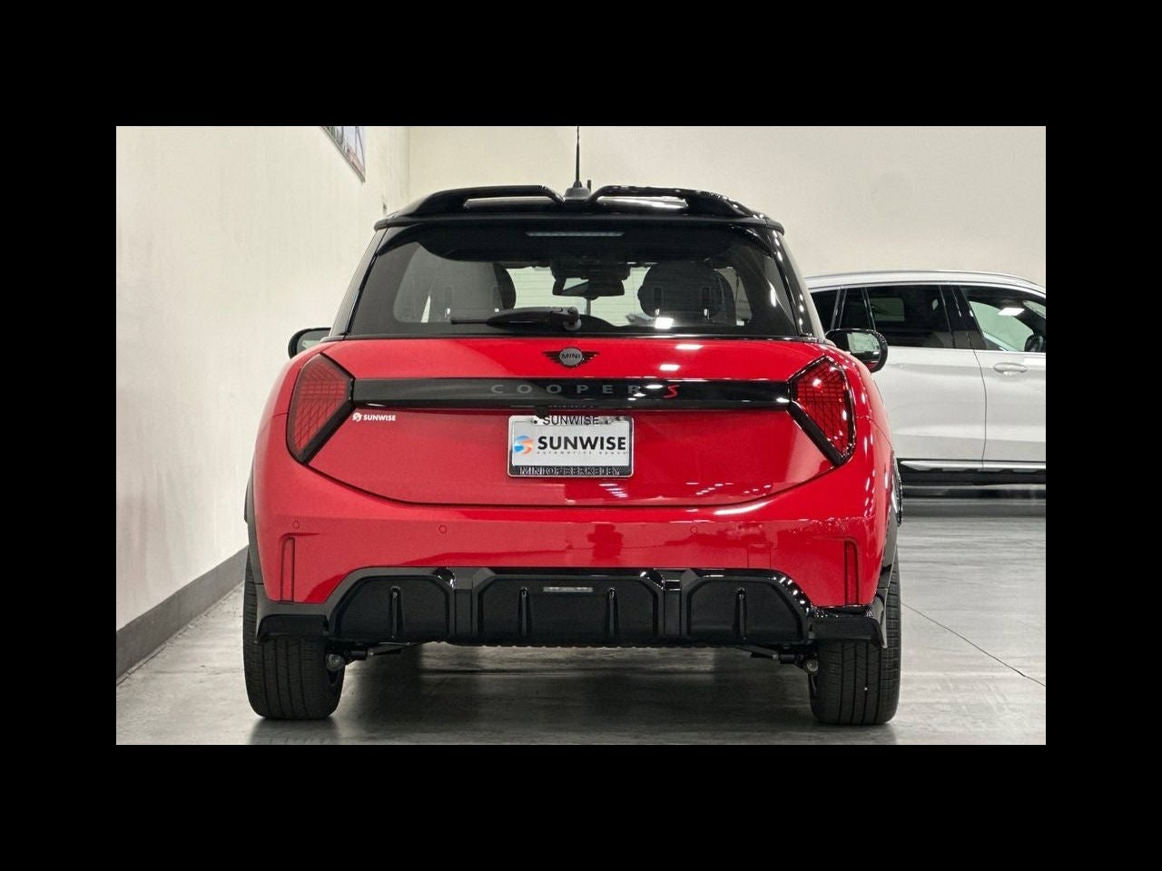 2026 MINI 2 DOOR ICONIC