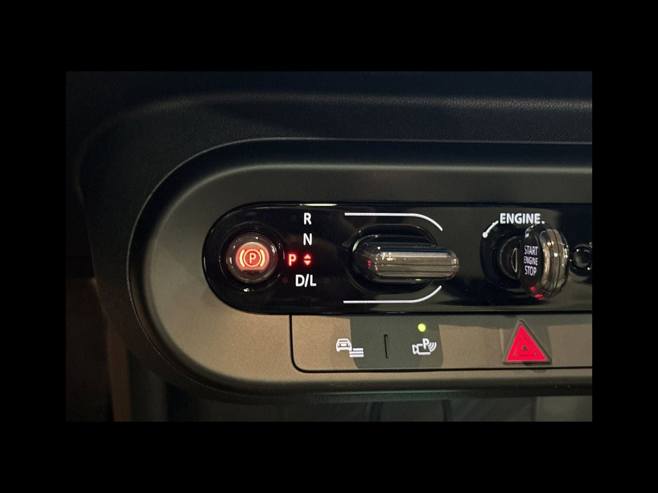 2026 MINI 2 DOOR ICONIC