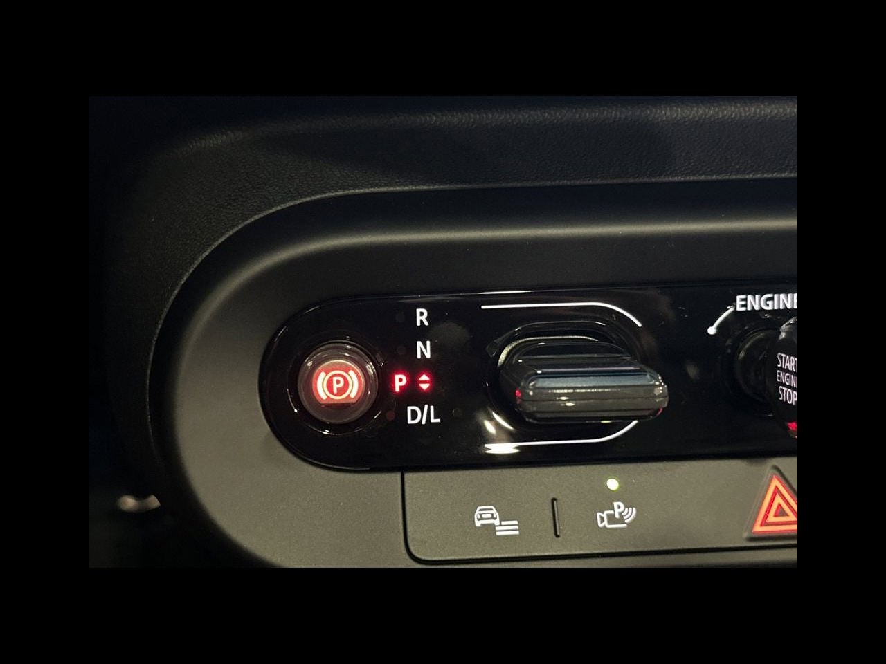 2026 MINI 2 DOOR SIGNATURE PLUS