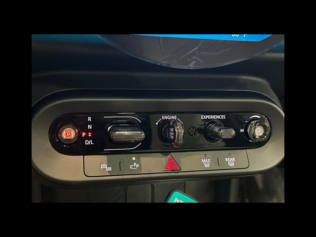 2026 MINI 2 DOOR SIGNATURE PLUS