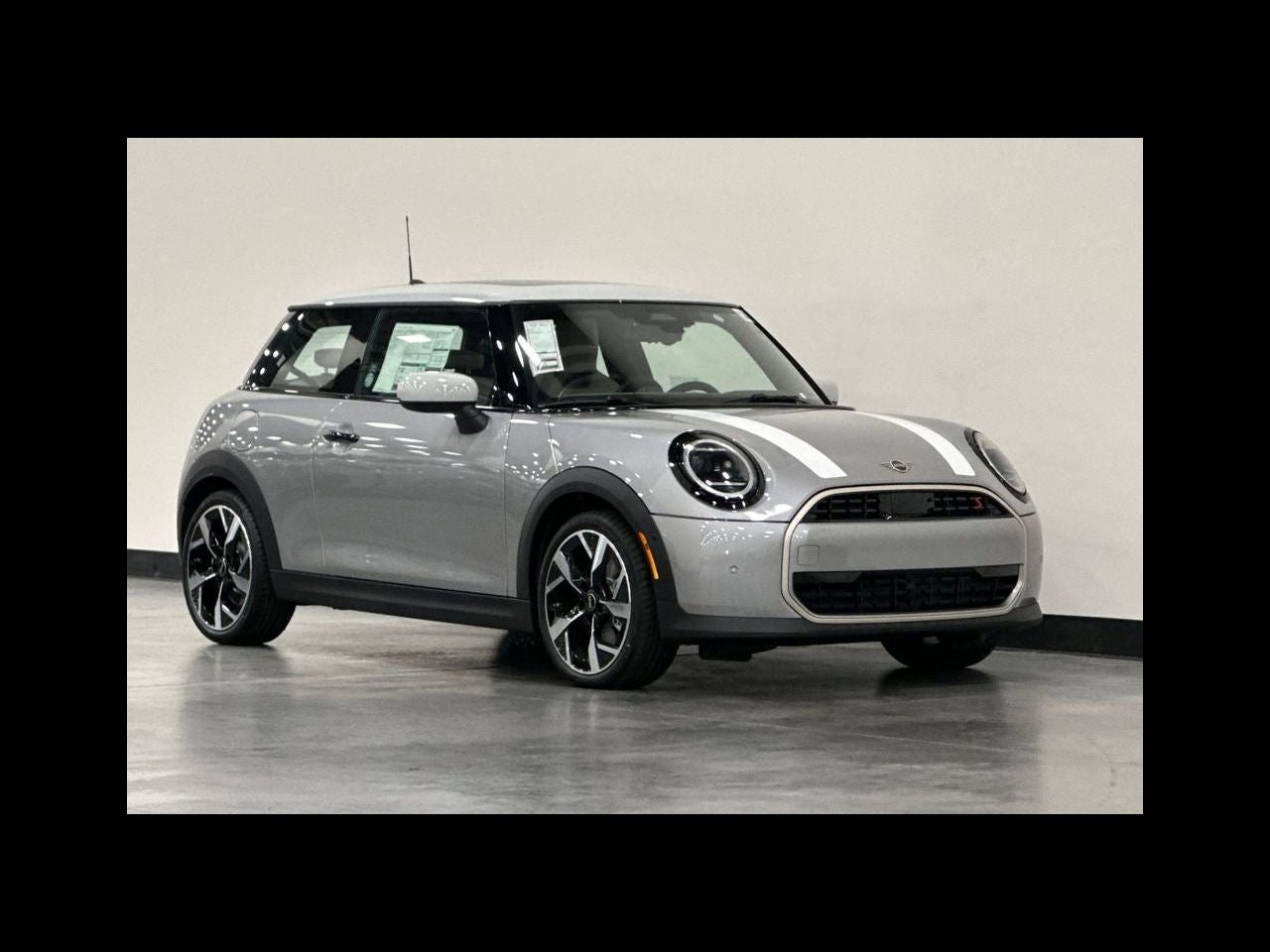 2026 MINI 2 DOOR SIGNATURE PLUS
