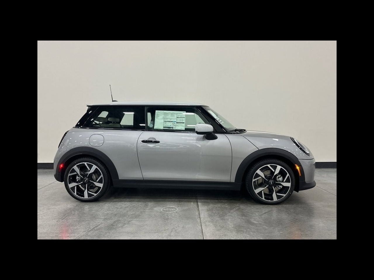 2026 MINI 2 DOOR SIGNATURE PLUS
