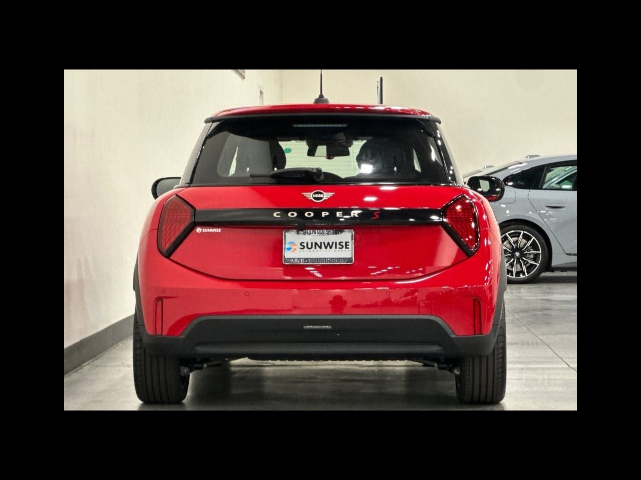 2026 MINI 2 DOOR ICONIC