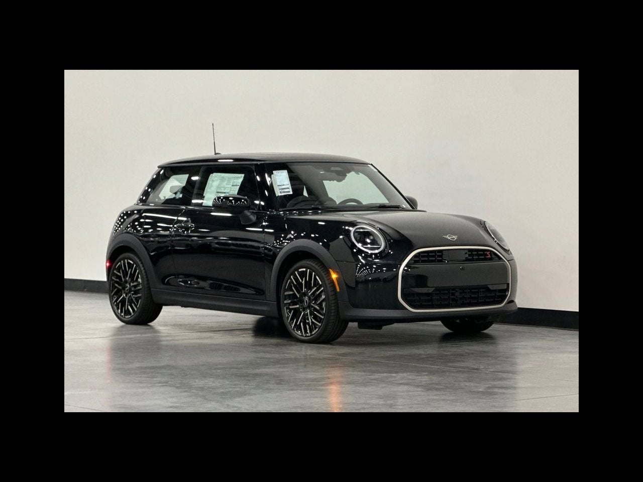 2026 MINI 2 DOOR ICONIC