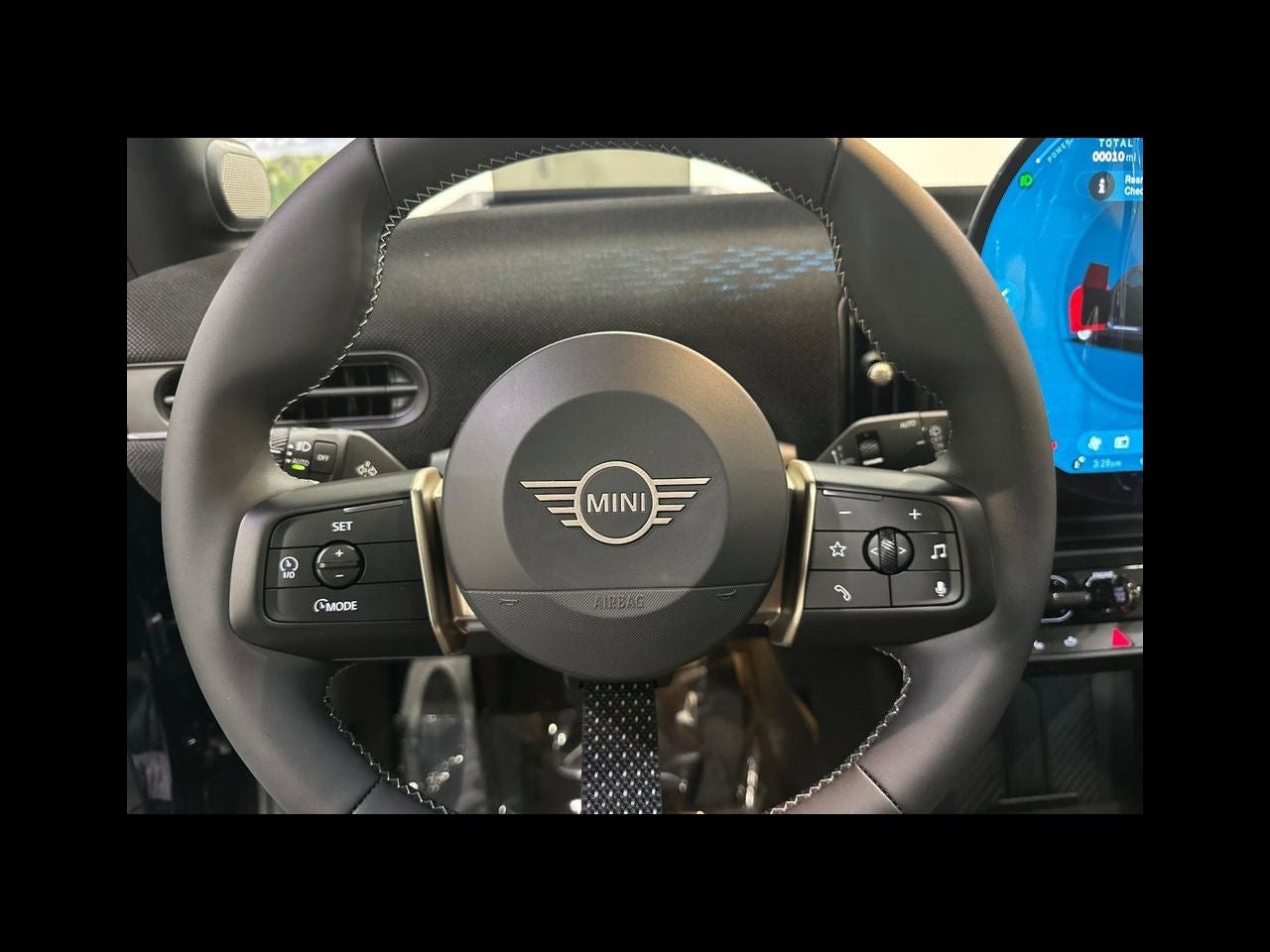 2026 MINI 2 DOOR ICONIC