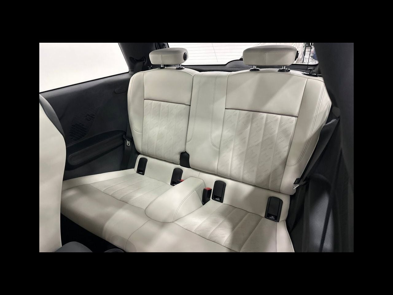2025 MINI HARDTOP 2 DOOR Iconic