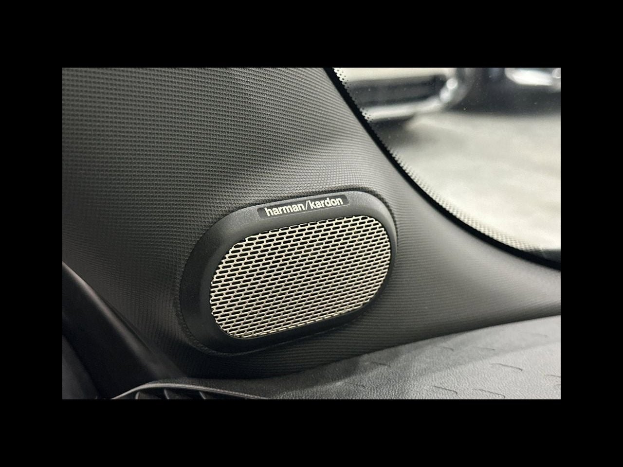 2025 MINI HARDTOP 2 DOOR Iconic