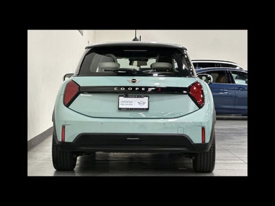 2025 MINI HARDTOP 2 DOOR Iconic