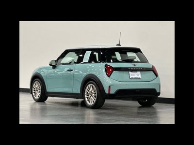 2025 MINI HARDTOP 2 DOOR Iconic
