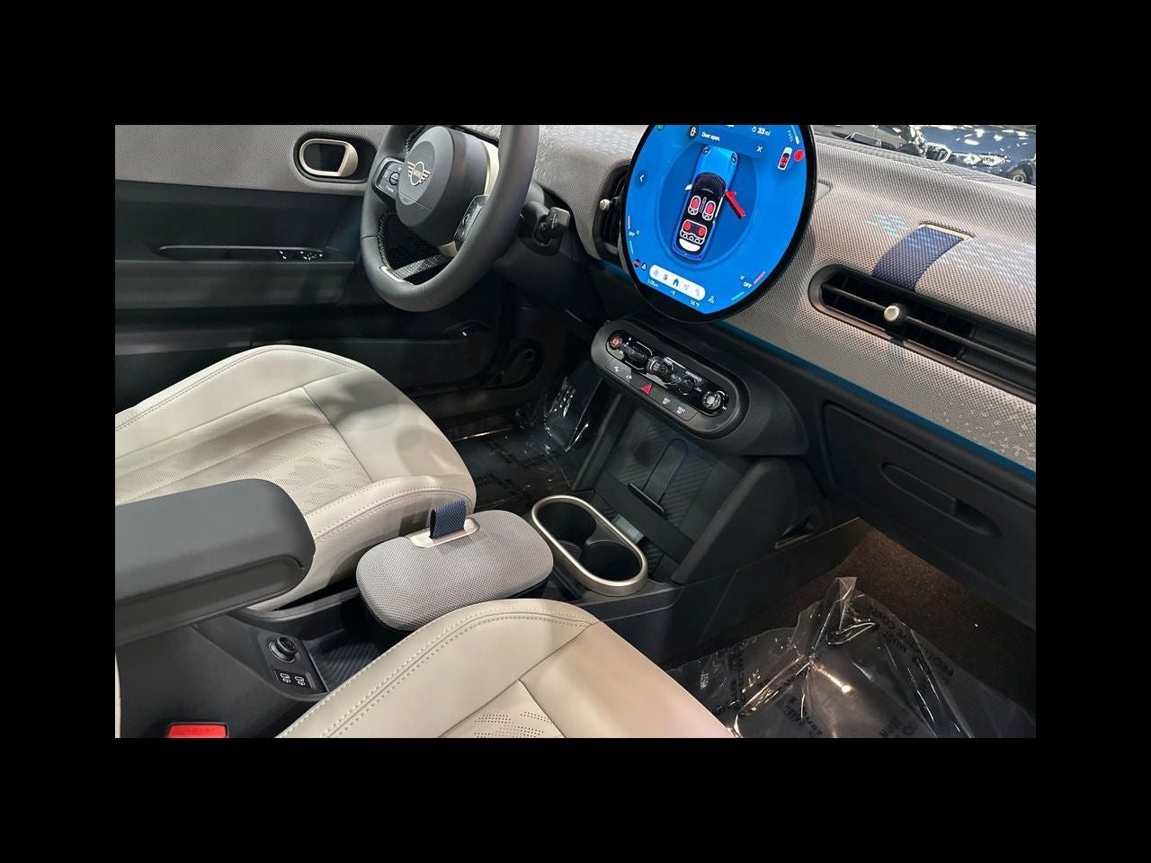2026 MINI 2 DOOR ICONIC