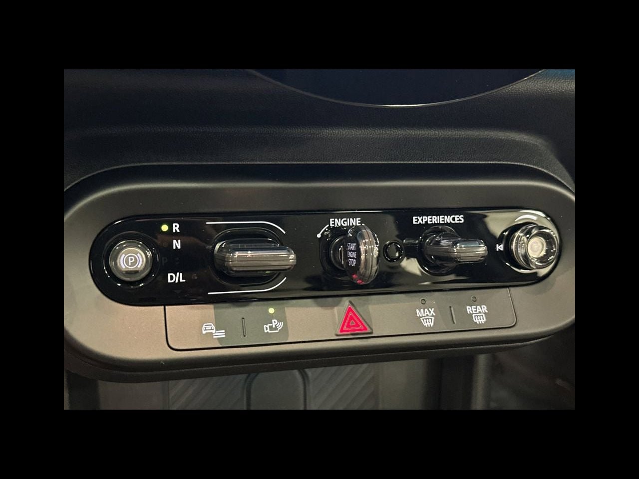 2026 MINI 2 DOOR ICONIC