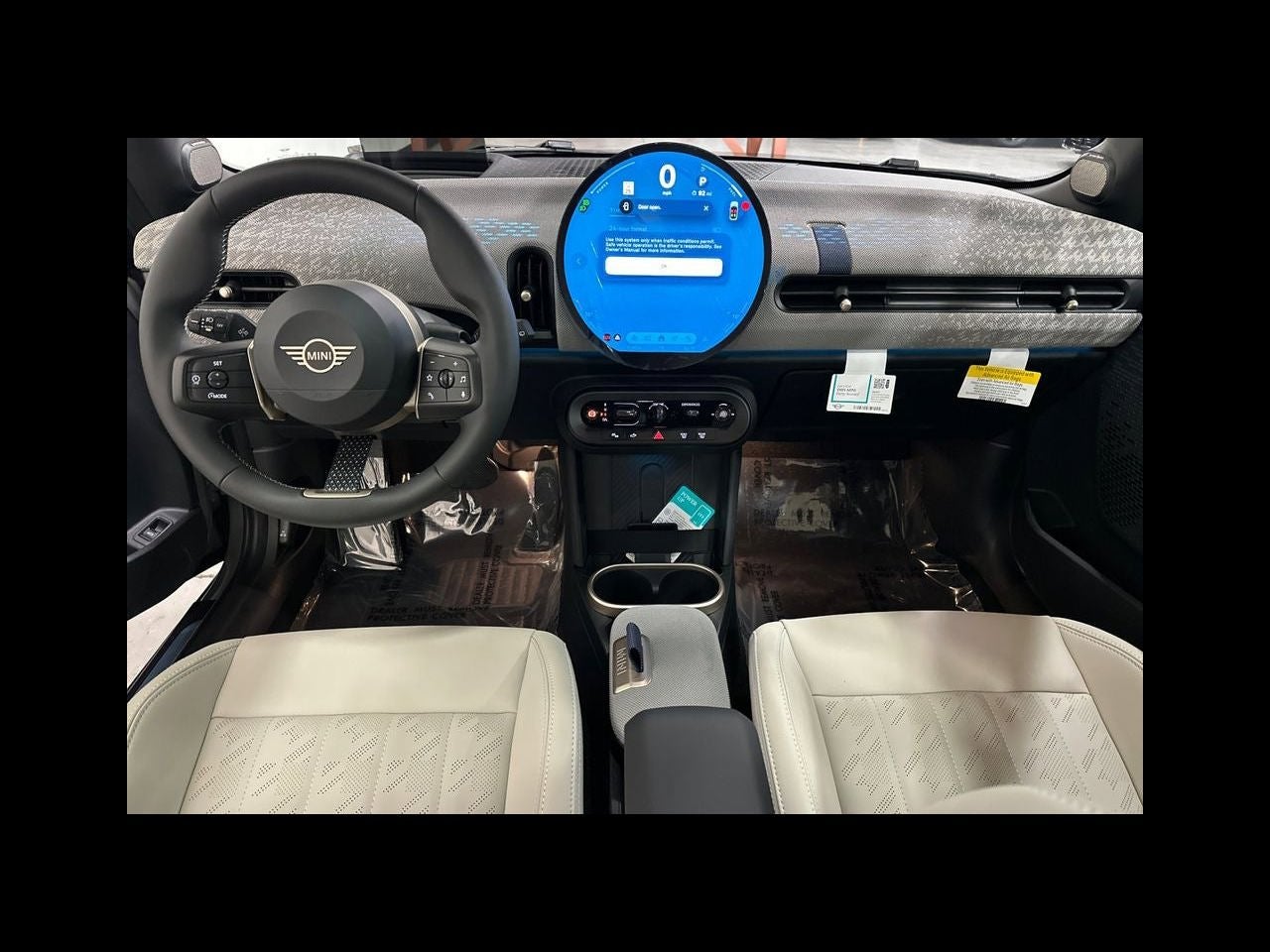 2026 MINI 2 DOOR ICONIC