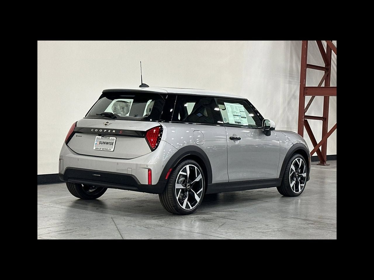 2026 MINI 2 DOOR ICONIC