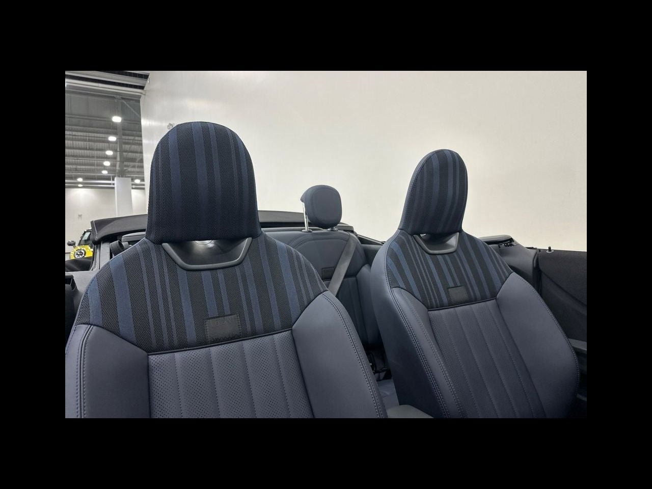 2027 MINI CONVERTIBLE ICONIC