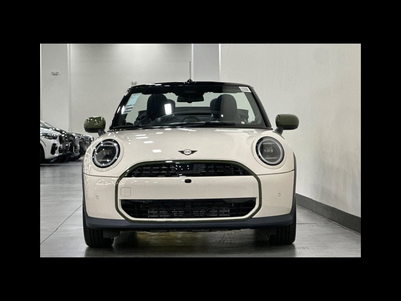 2027 MINI CONVERTIBLE ICONIC