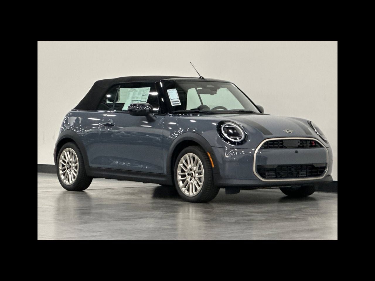 2026 MINI CONVERTIBLE ICONIC