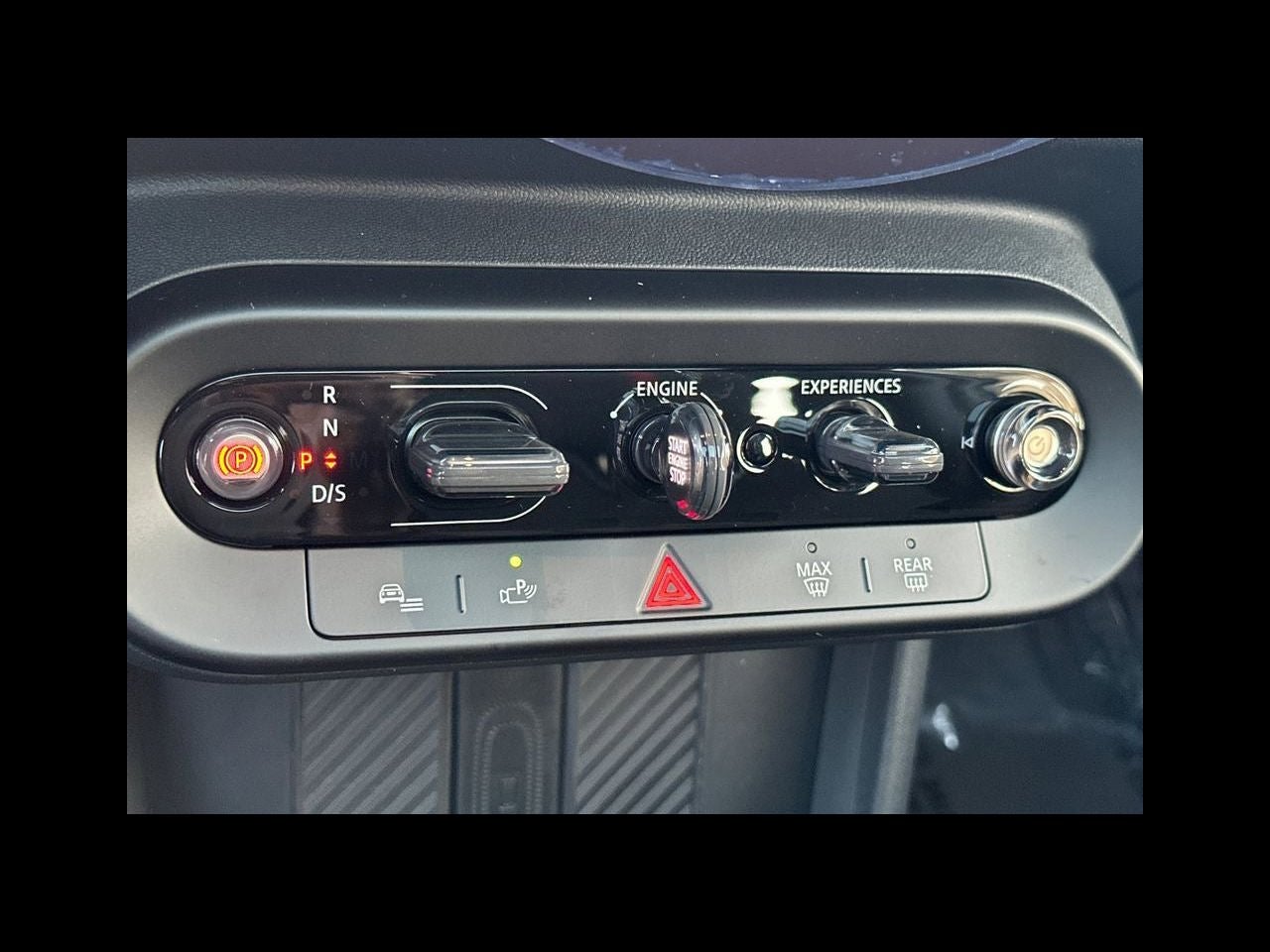 2026 MINI 2 DOOR ICONIC