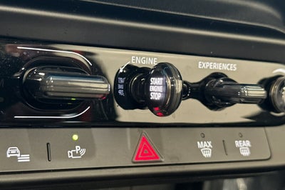 2025 MINI John Cooper Works Iconic