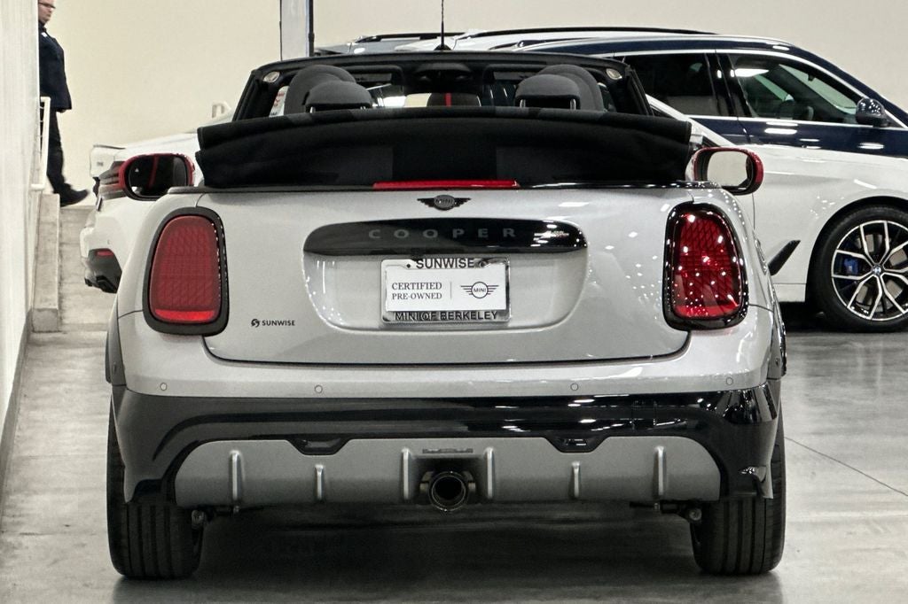 2025 MINI John Cooper Works Iconic