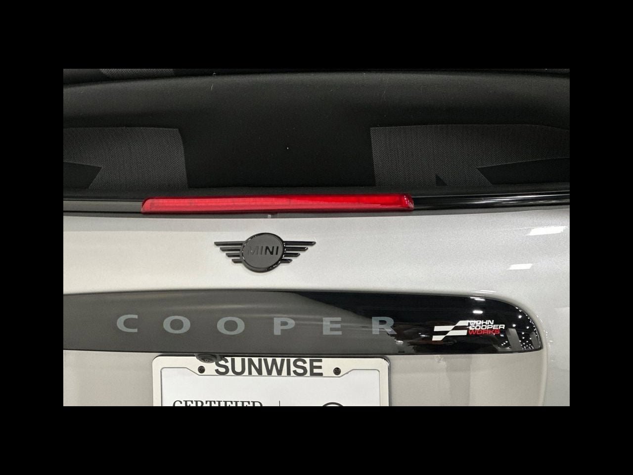 2025 MINI CONVERTIBLE Iconic