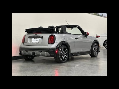 2025 MINI CONVERTIBLE Iconic