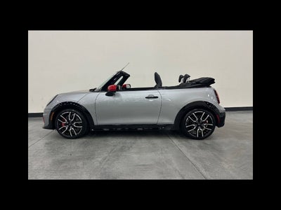 2025 MINI CONVERTIBLE Iconic