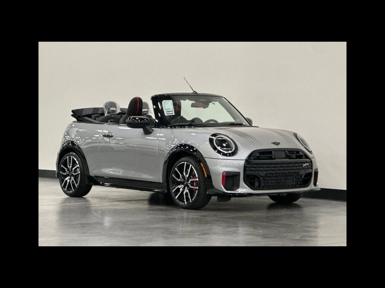 2026 MINI CONVERTIBLE ICONIC