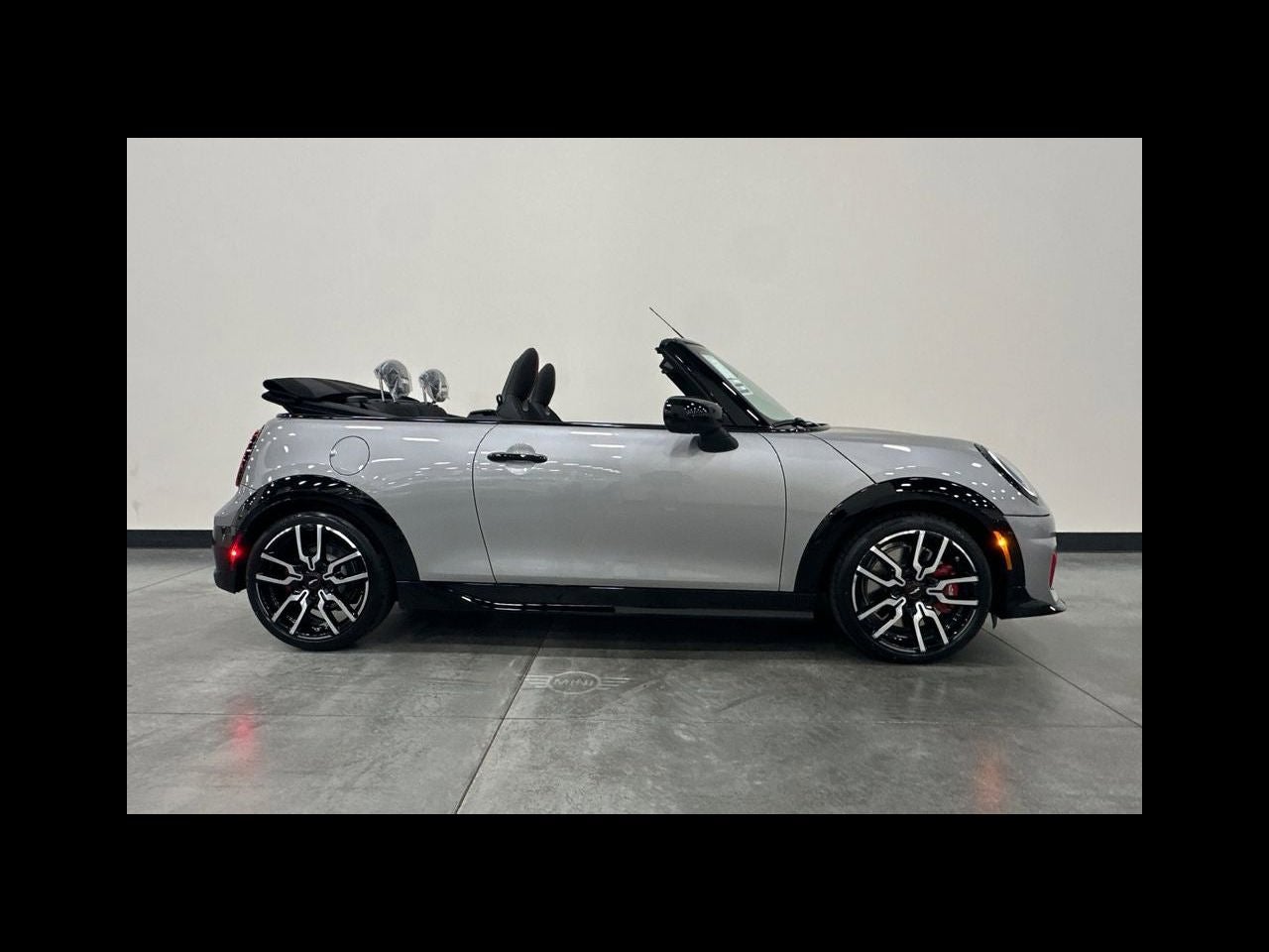 2026 MINI CONVERTIBLE ICONIC