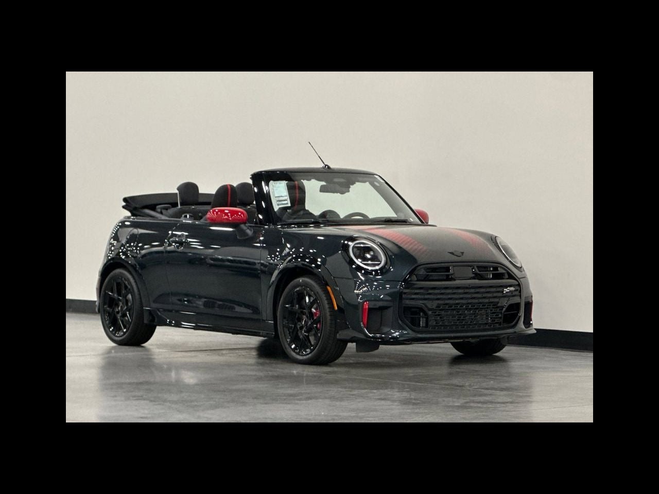 2026 MINI CONVERTIBLE ICONIC