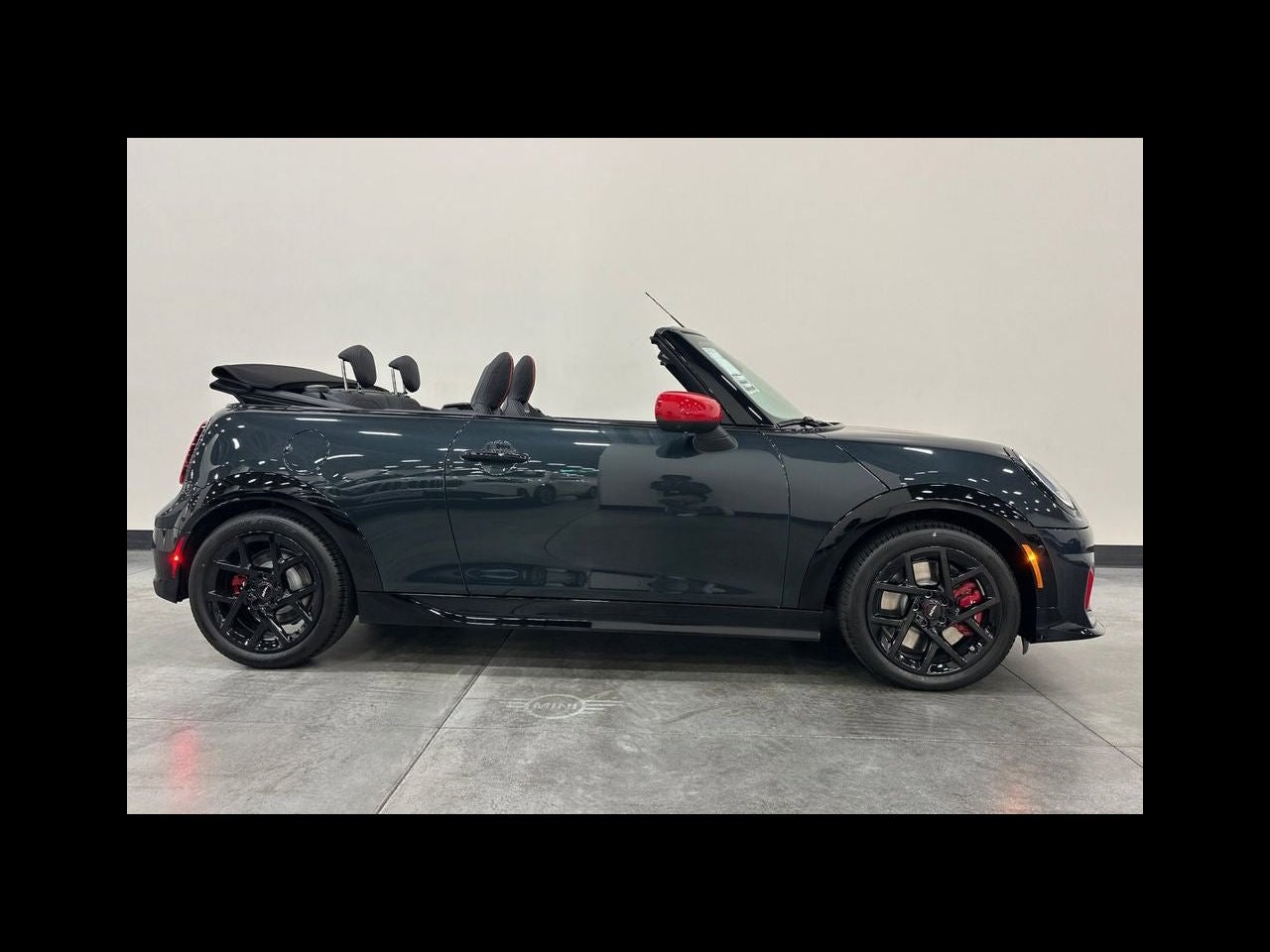 2026 MINI CONVERTIBLE ICONIC