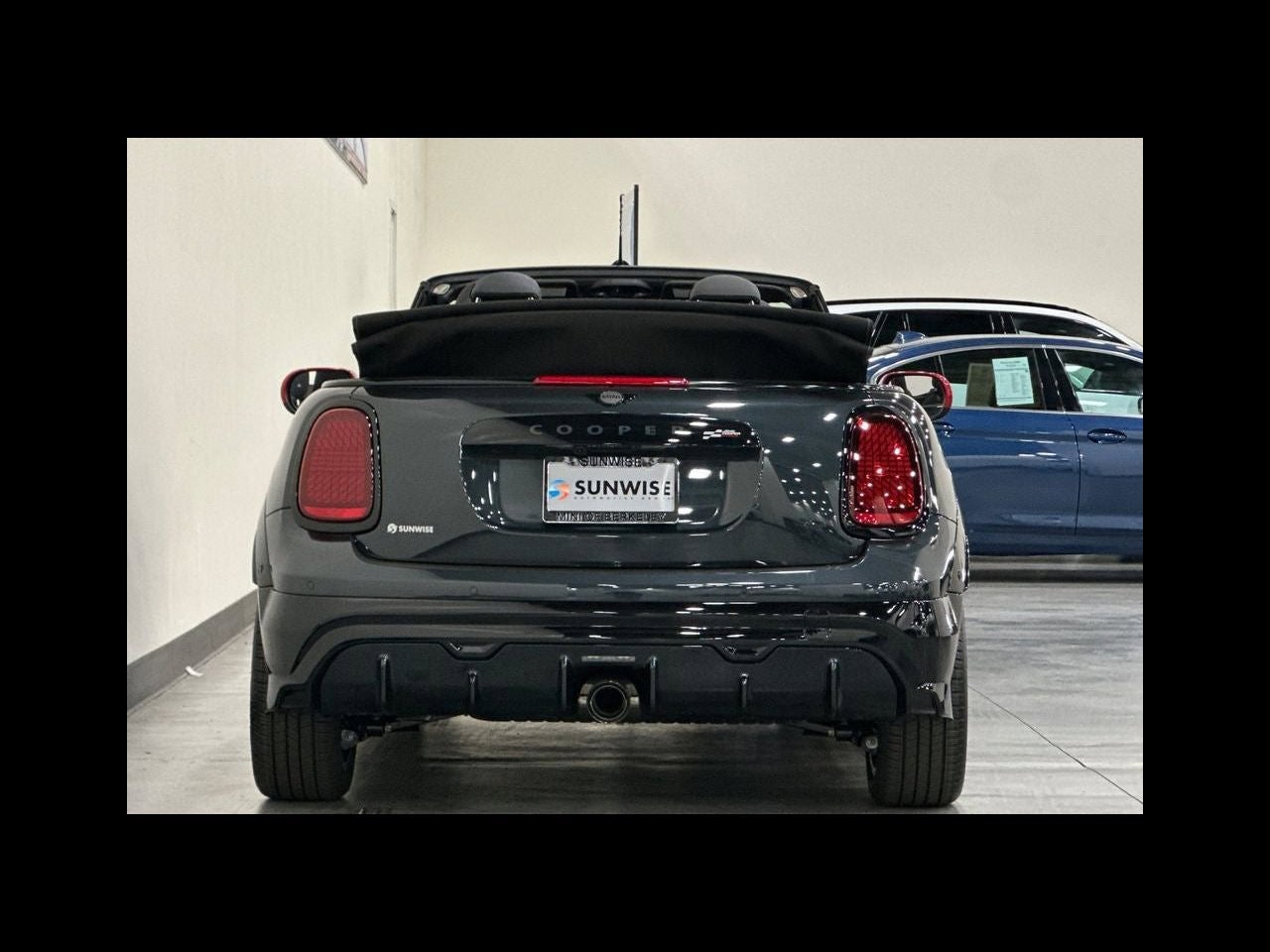 2026 MINI CONVERTIBLE ICONIC