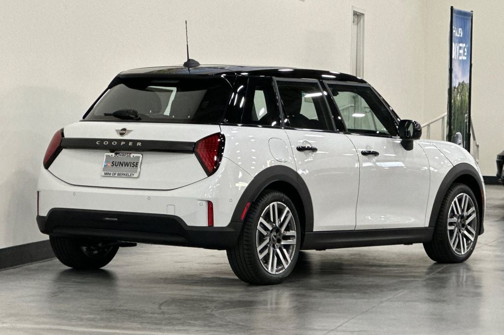 2026 MINI Cooper Cooper
