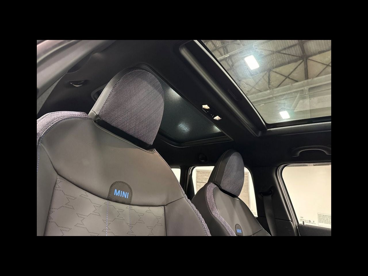 2026 MINI 4 DOOR SIGNATURE PLUS