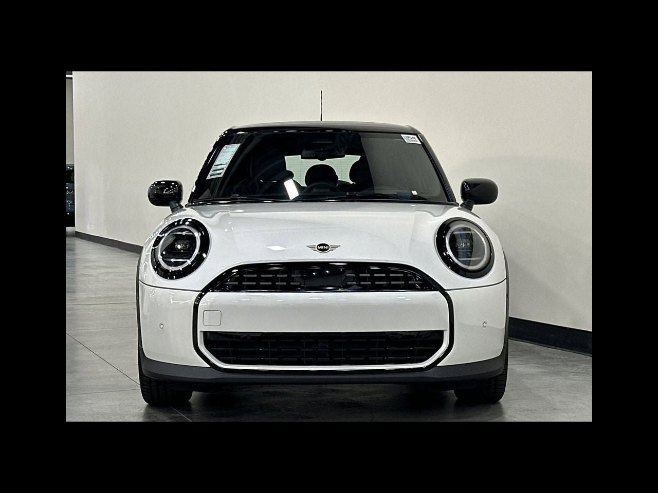2026 MINI 4 DOOR SIGNATURE PLUS