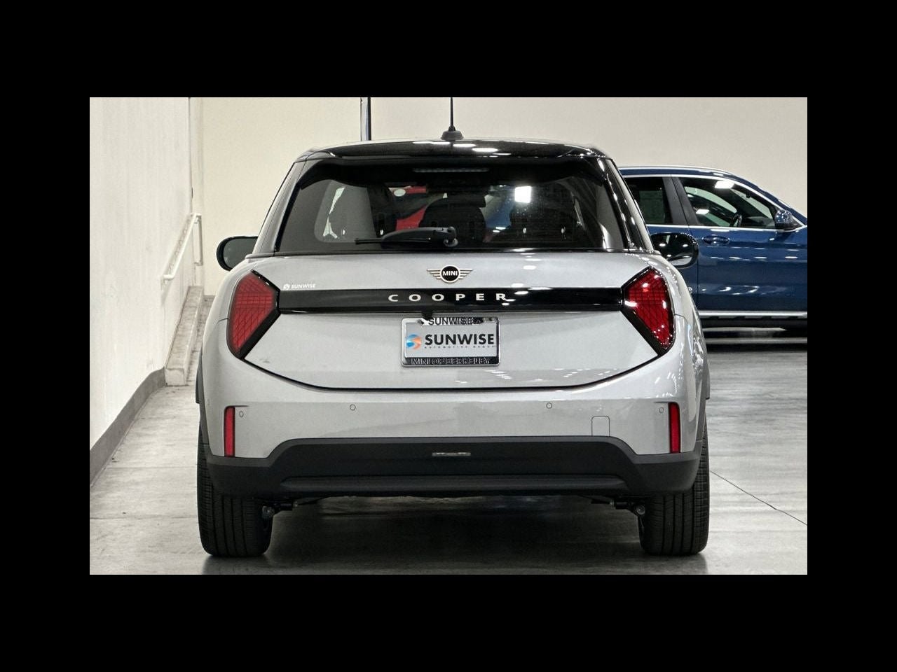 2026 MINI 4 DOOR SIGNATURE PLUS