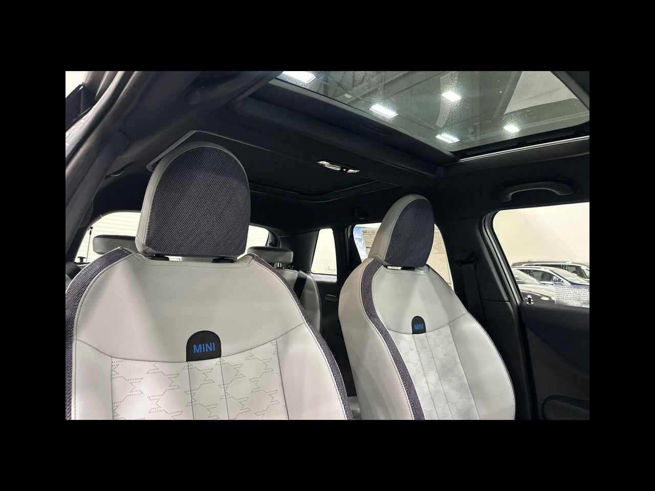 2026 MINI 4 DOOR SIGNATURE PLUS