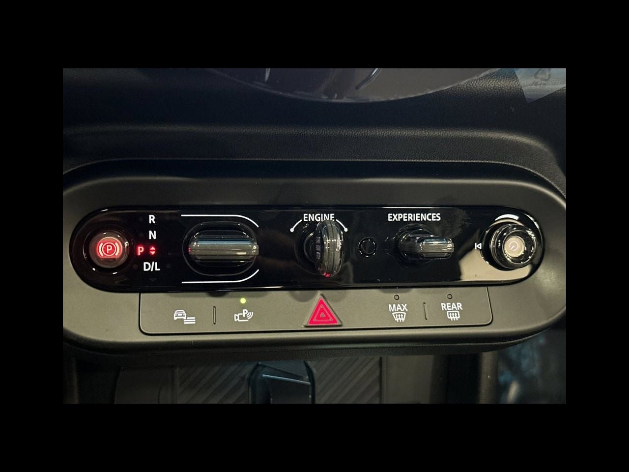 2026 MINI 4 DOOR SIGNATURE PLUS