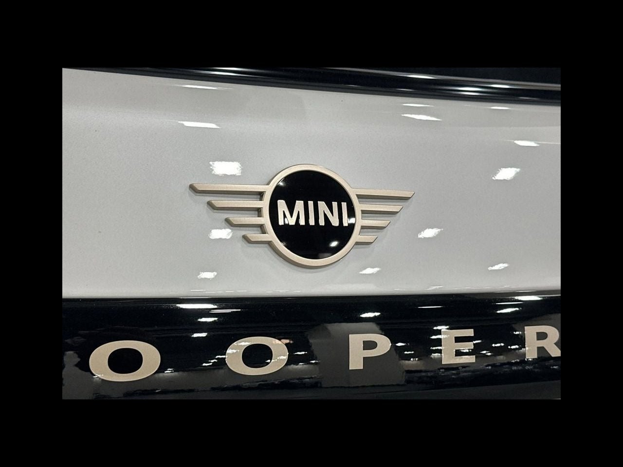 2026 MINI 4 DOOR SIGNATURE PLUS