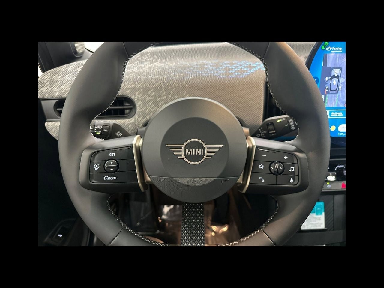 2026 MINI 4 DOOR ICONIC