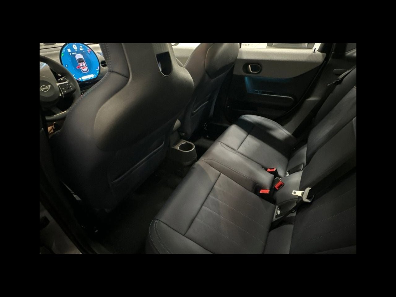 2026 MINI 4 DOOR ICONIC