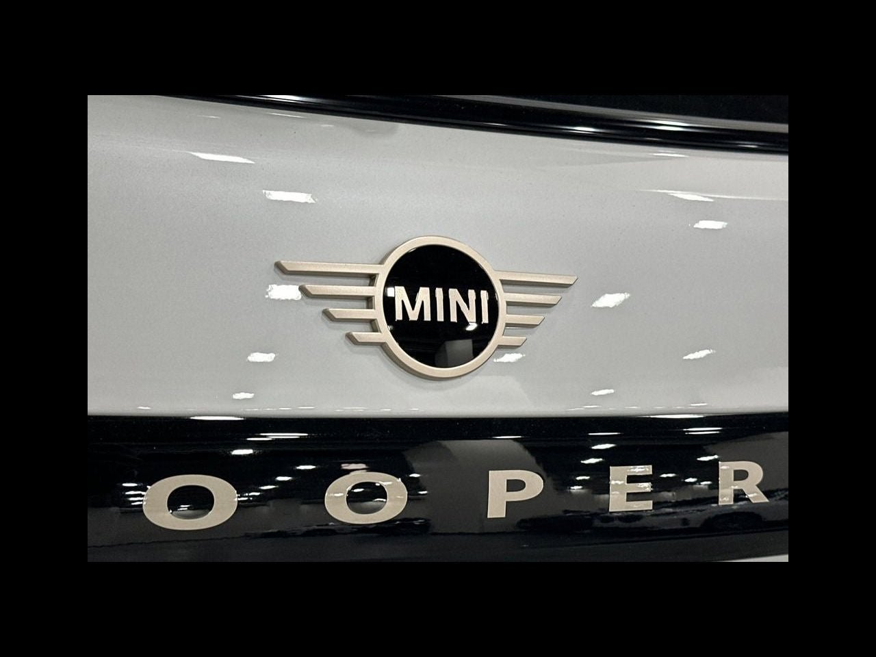 2026 MINI 4 DOOR SIGNATURE PLUS