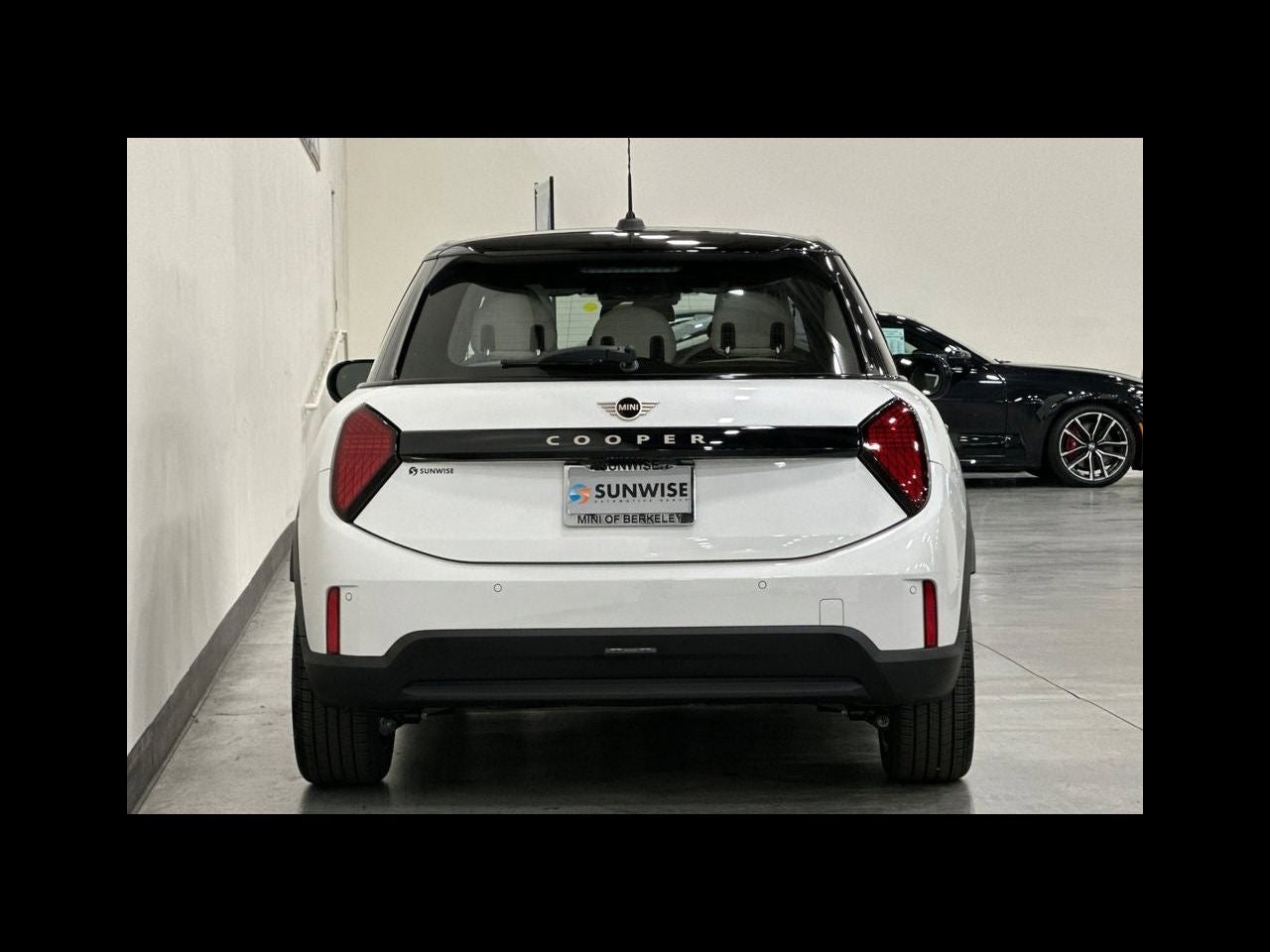 2026 MINI 4 DOOR SIGNATURE PLUS