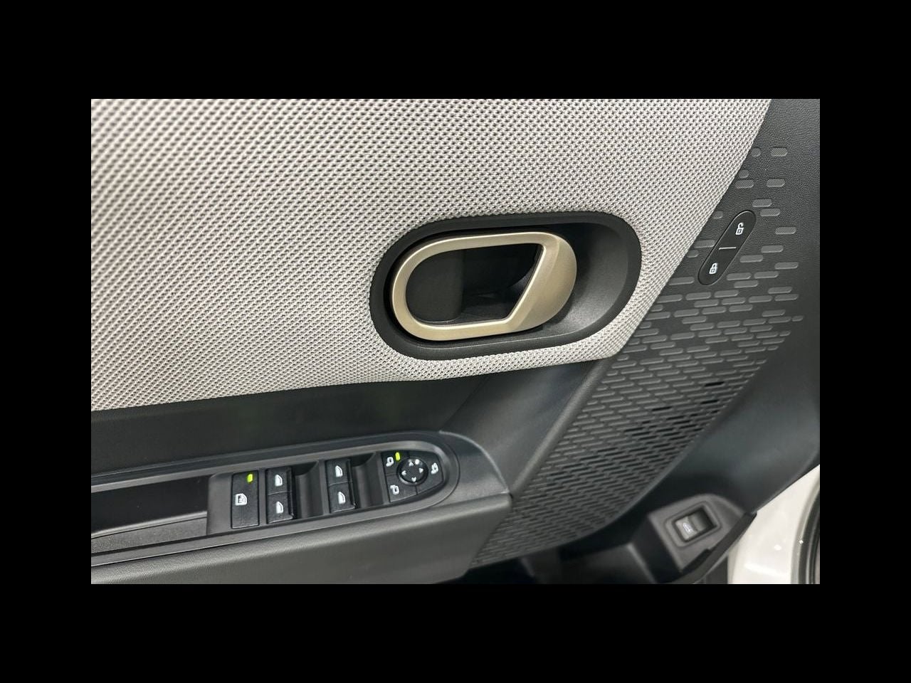 2026 MINI 4 DOOR SIGNATURE PLUS