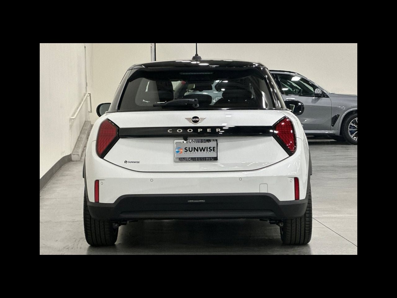 2026 MINI 4 DOOR SIGNATURE PLUS