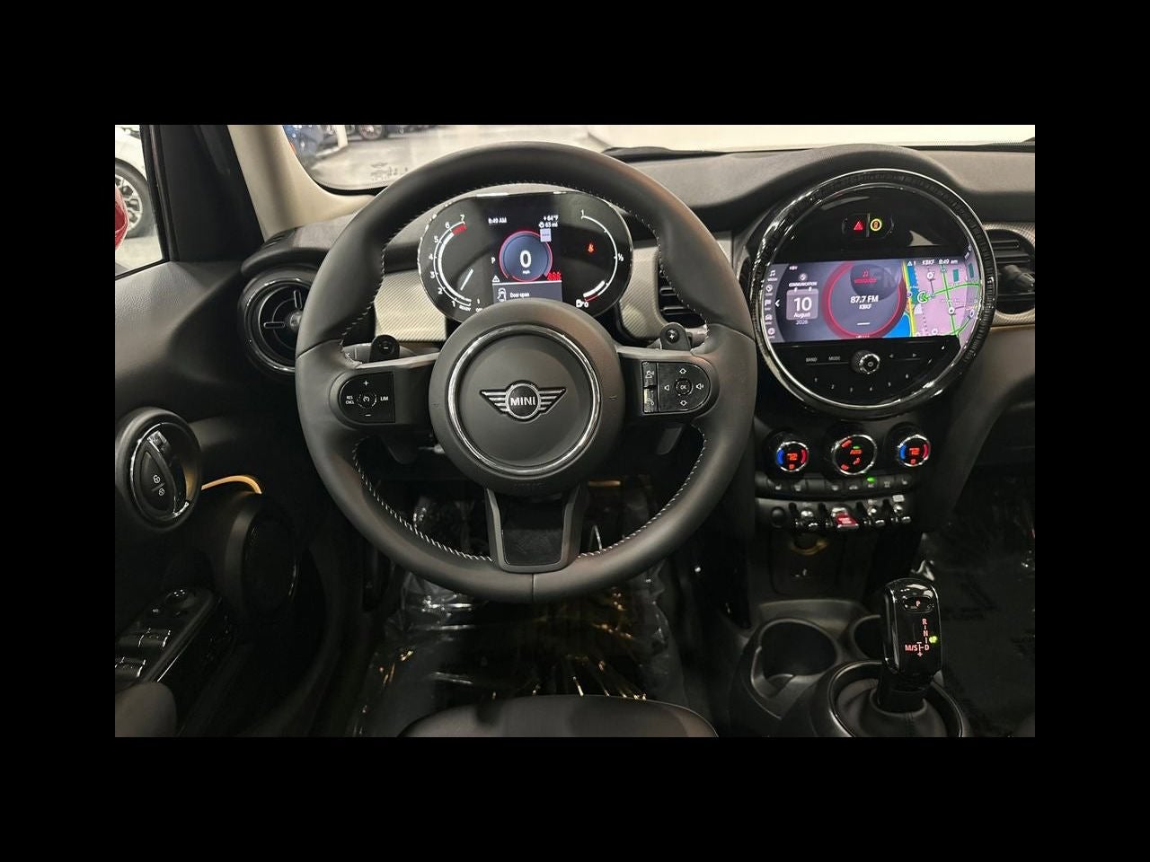 2024 MINI HARDTOP 4 DOOR Signature