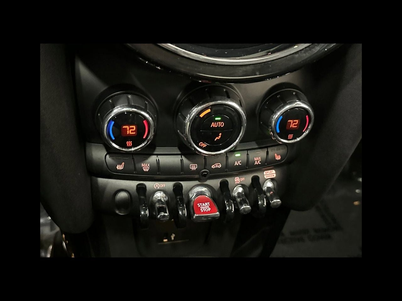 2024 MINI HARDTOP 4 DOOR Signature